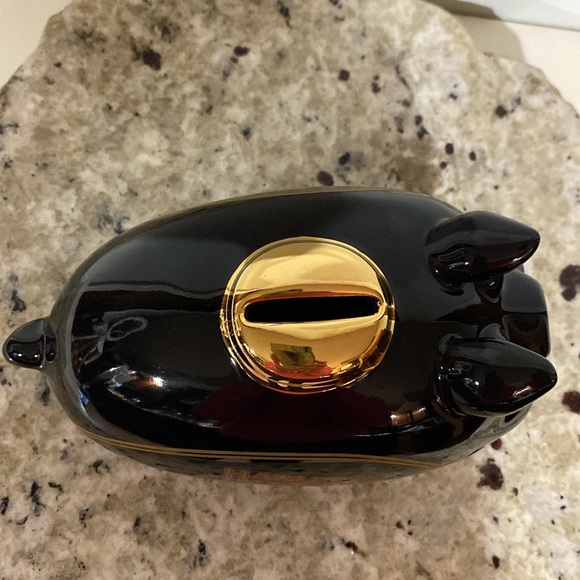 Vintage 2002 Harley Davidson High Shine Black Gold Road Hog Ceramic Piggy Bank - Picture 6 of 14